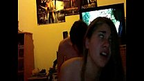 Девушка одержима трахом в задницу в любительском видео